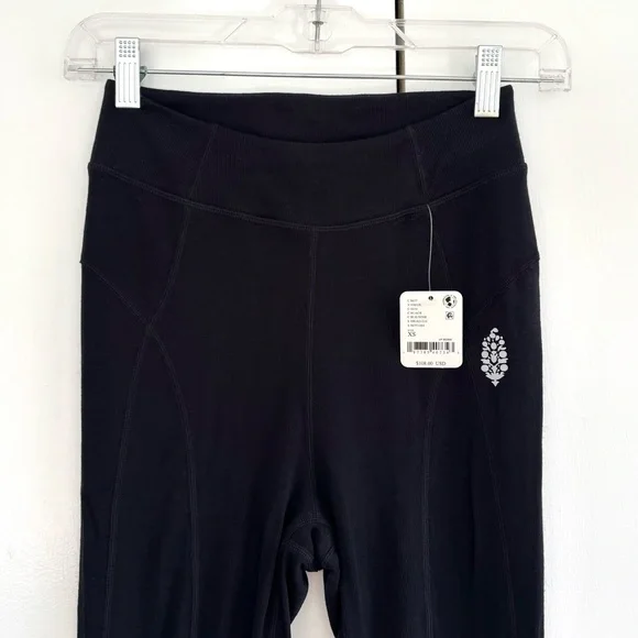 Free People Movement Moonlight Base Layer Leggings in Black NWT Size XS